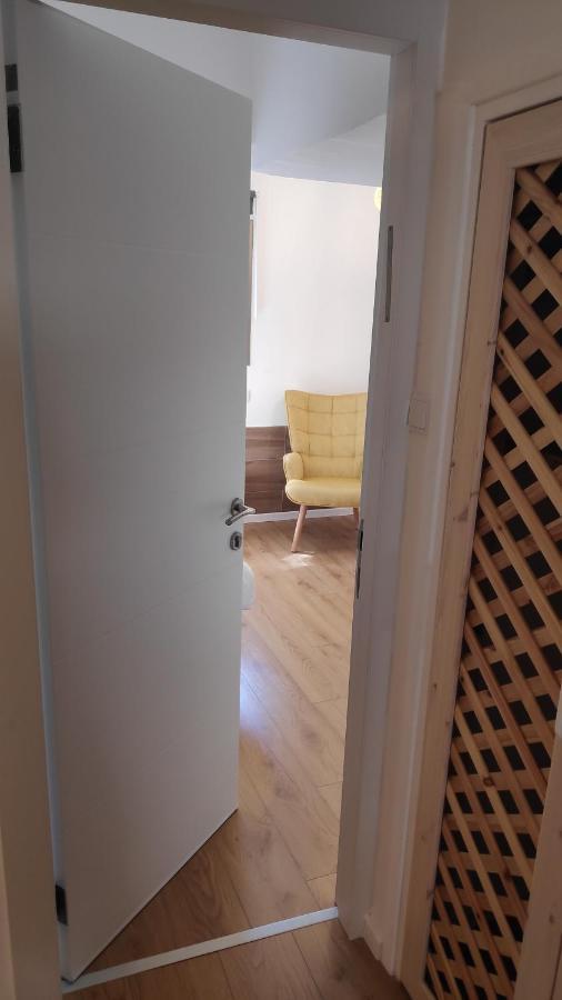 אחת ויחידה - One & Only Apartment Maalot Tarshiha Bagian luar foto